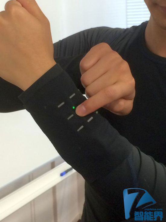 新型導電墨水：把電路“印”在衣服上