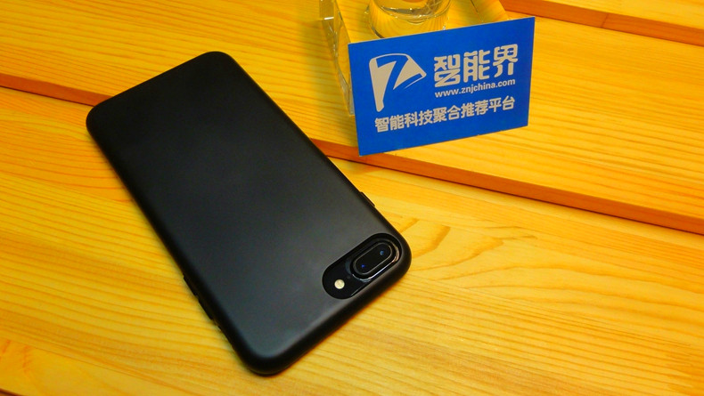 iPhone7?Plus犀牛盾全包手機殼 擁有軍事級的防摔功能 無須擔憂手機意外摔落