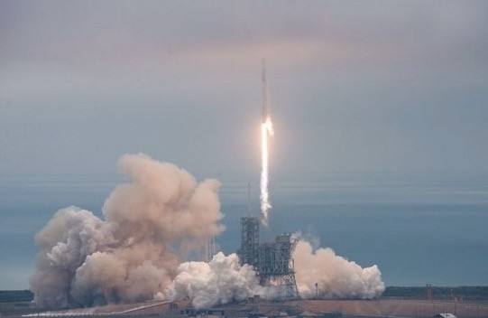 人類歷史首次！SpaceX成功發射“二手火箭”