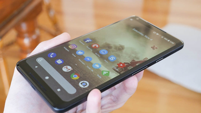 Pixel 2 XL又爆出新問(wèn)題，外網(wǎng)曝光一加5T開(kāi)箱照