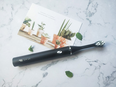 堆棧式溫柔呵護(hù)你的牙齒，菲萊斯P1電動牙刷初體驗(yàn)