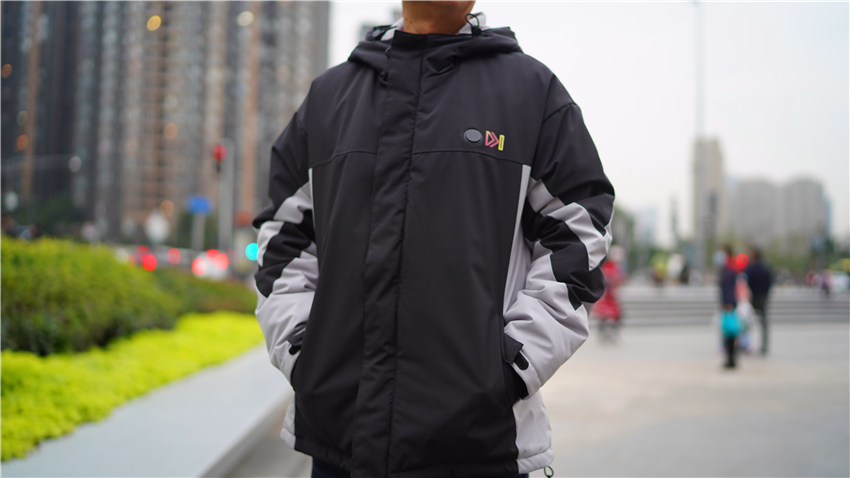 怕冷？羽絨服套臃腫？黑科技智能溫控電加熱，讓你無懼寒冷讓你無懼寒冷