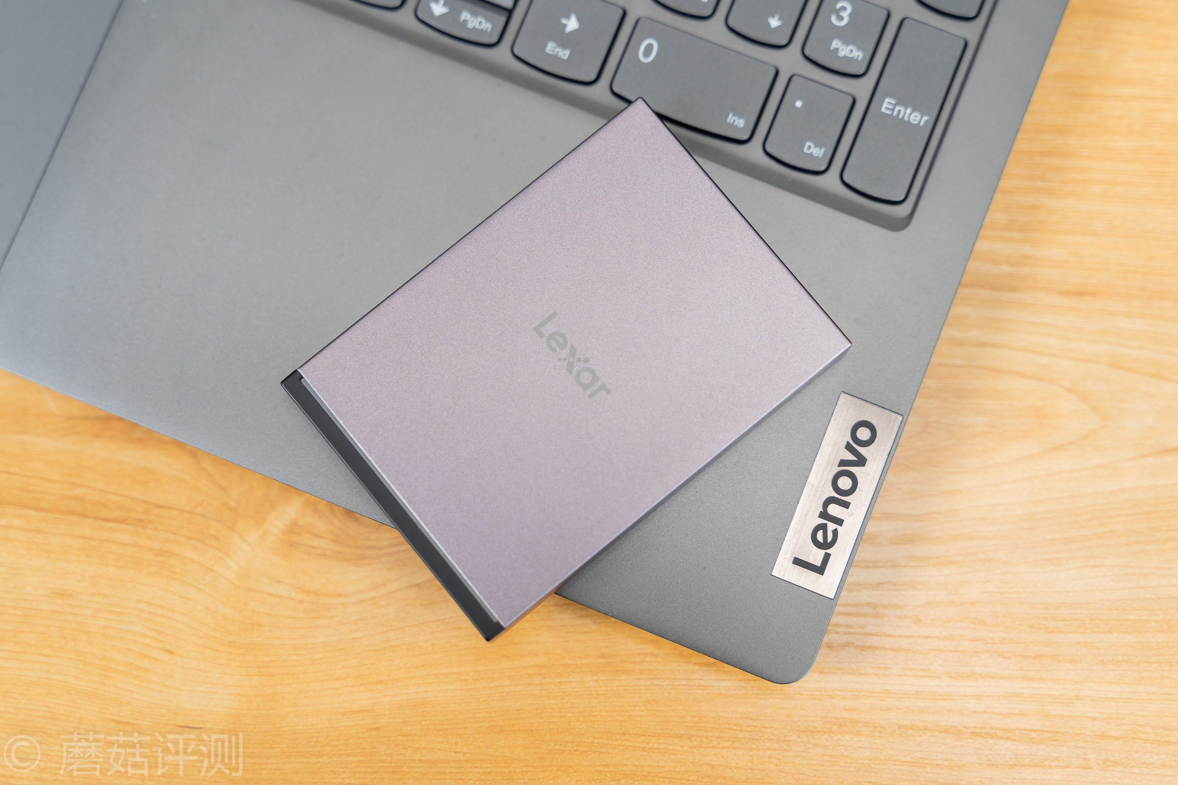 小巧精致，高速穩定、雷克沙(Lexar )SL210移動固態硬盤 評測