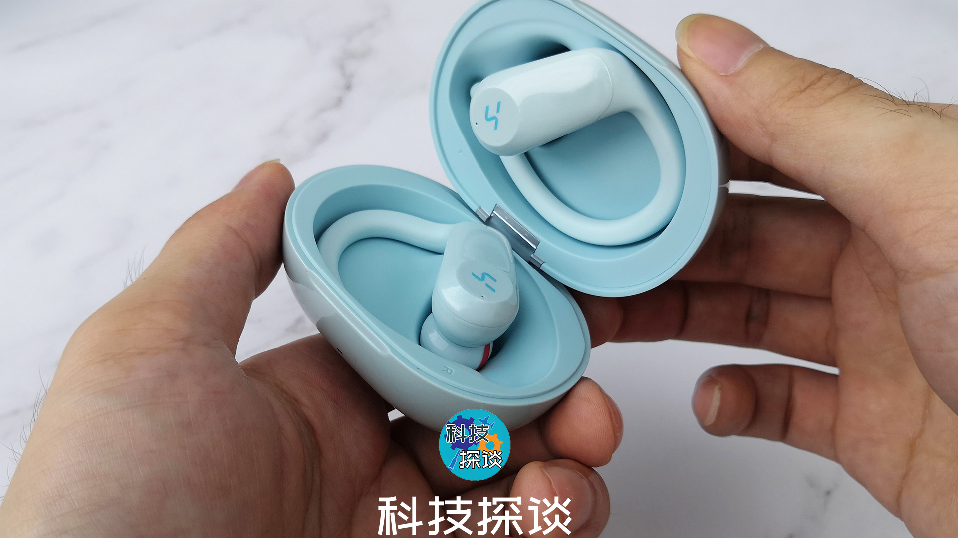 愛生活愛運(yùn)動(dòng)，超高顏值的哈氪覺醒無線藍(lán)牙耳機(jī)，真的狂甩不掉