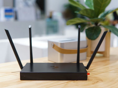 WiFi6路由器該怎么選？組網+穿墻+私有云，一臺云蒲公英X5全搞定！