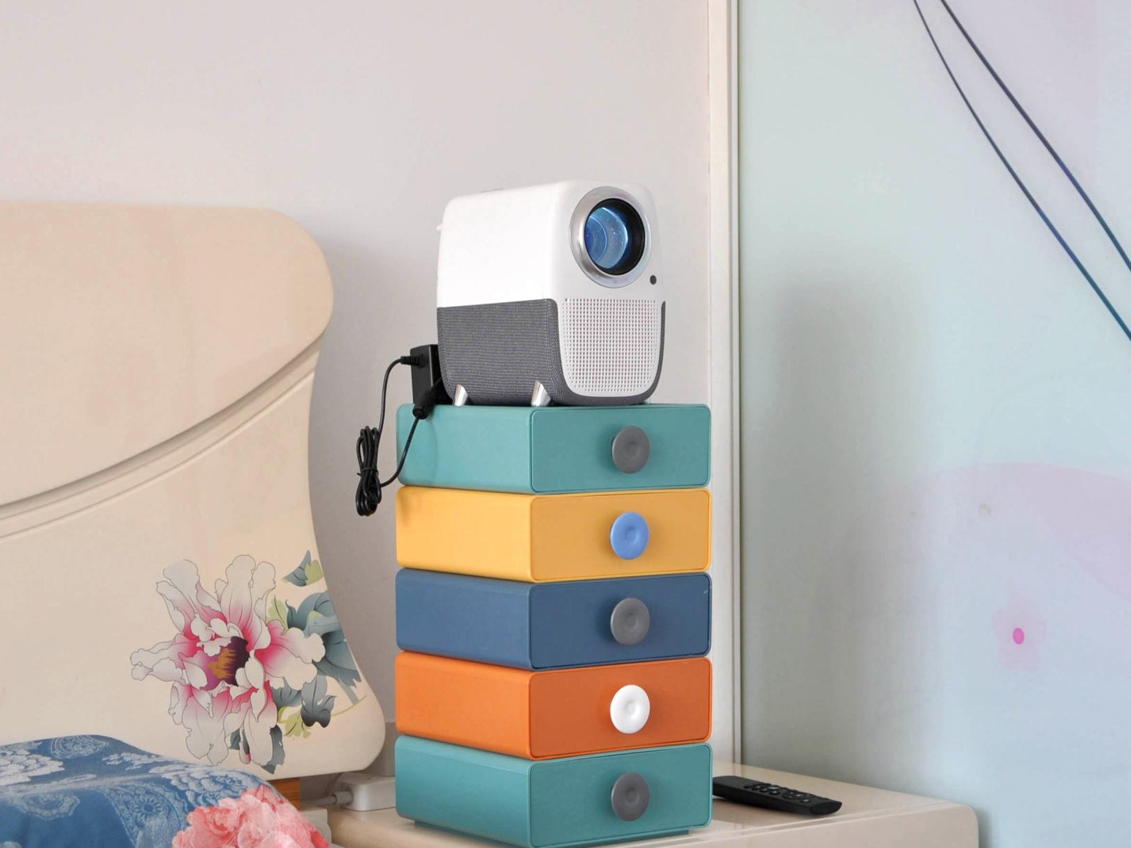 泰捷 WEBOX T1S 投影儀新品評測：千元售價真1080P，還支持梯形校正