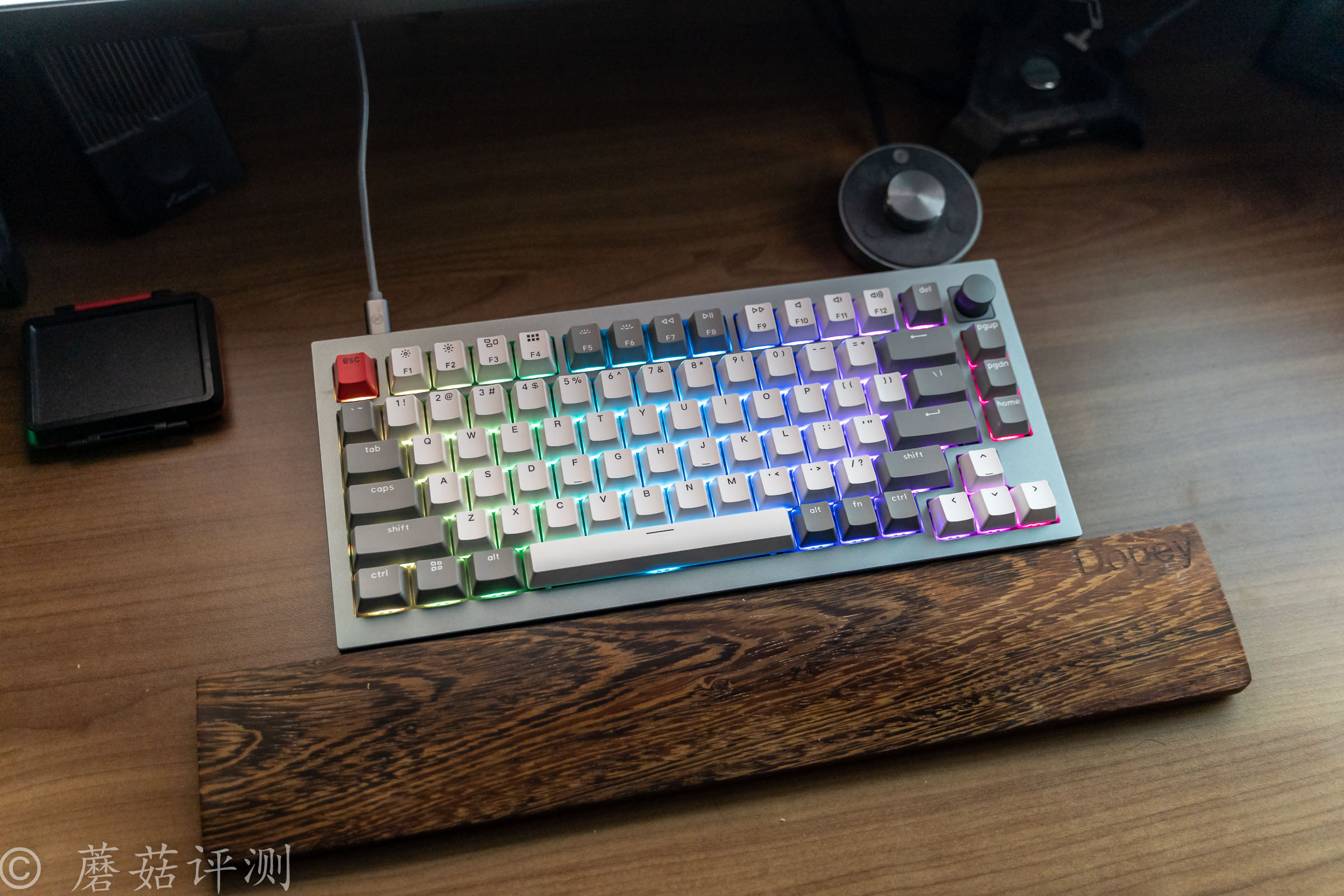 極致靜音穩(wěn)定，100%個(gè)性化定制，Keychron Q1V1客制化CNC機(jī)械鍵盤 深度評測
